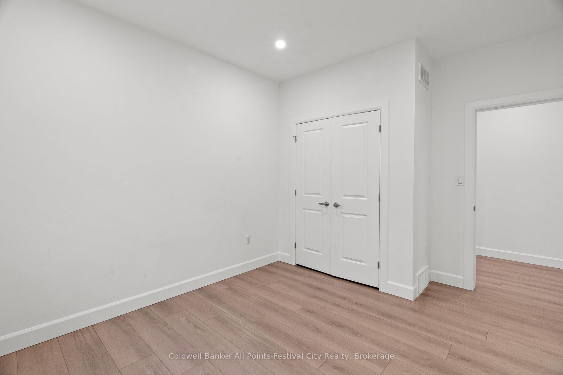 Photo 15 of 432 Coast Drive S, Goderich, Goderich (Town) — HOMEH