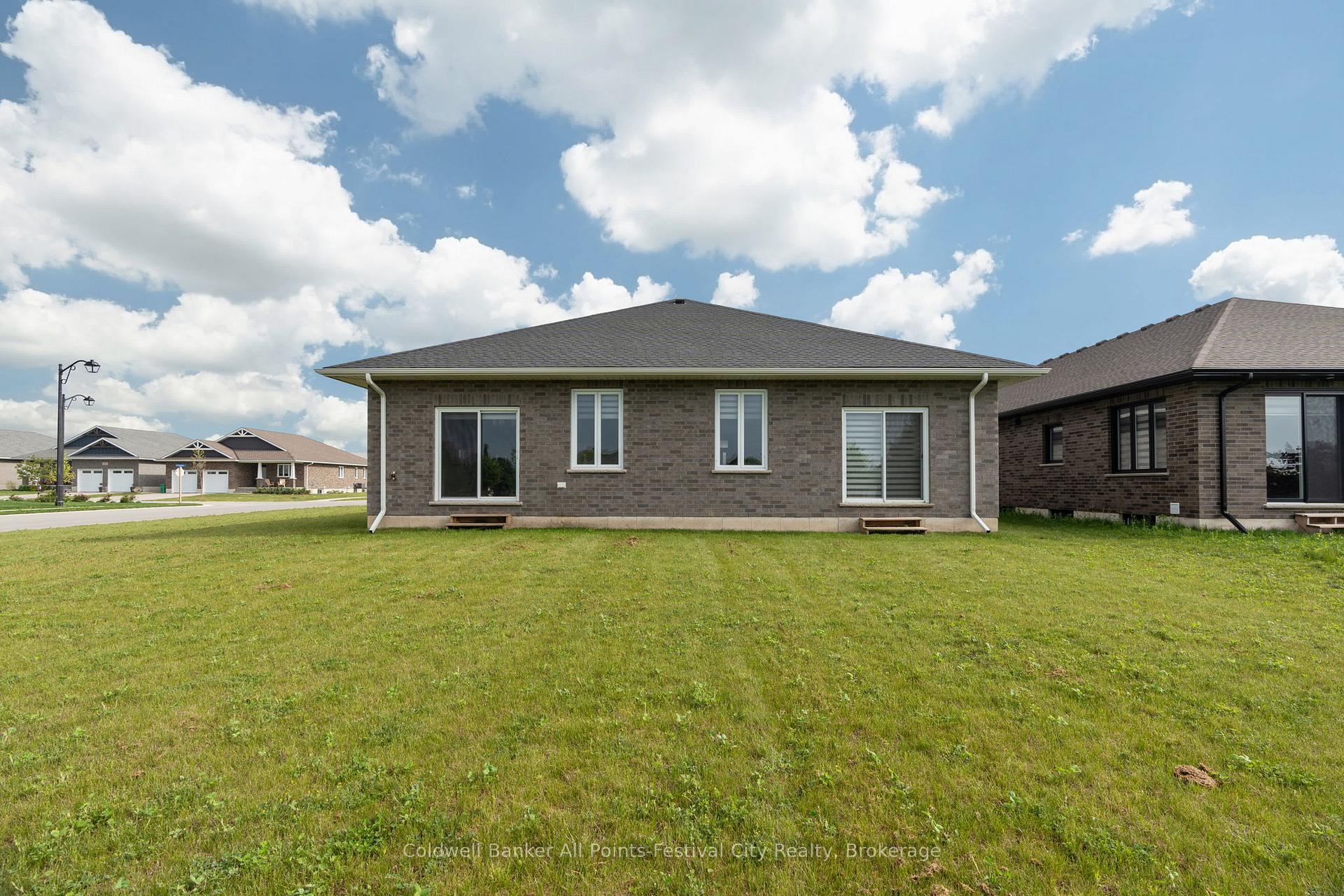 Photo 45 of 432 Coast Drive S, Goderich, Goderich (Town) — HOMEH