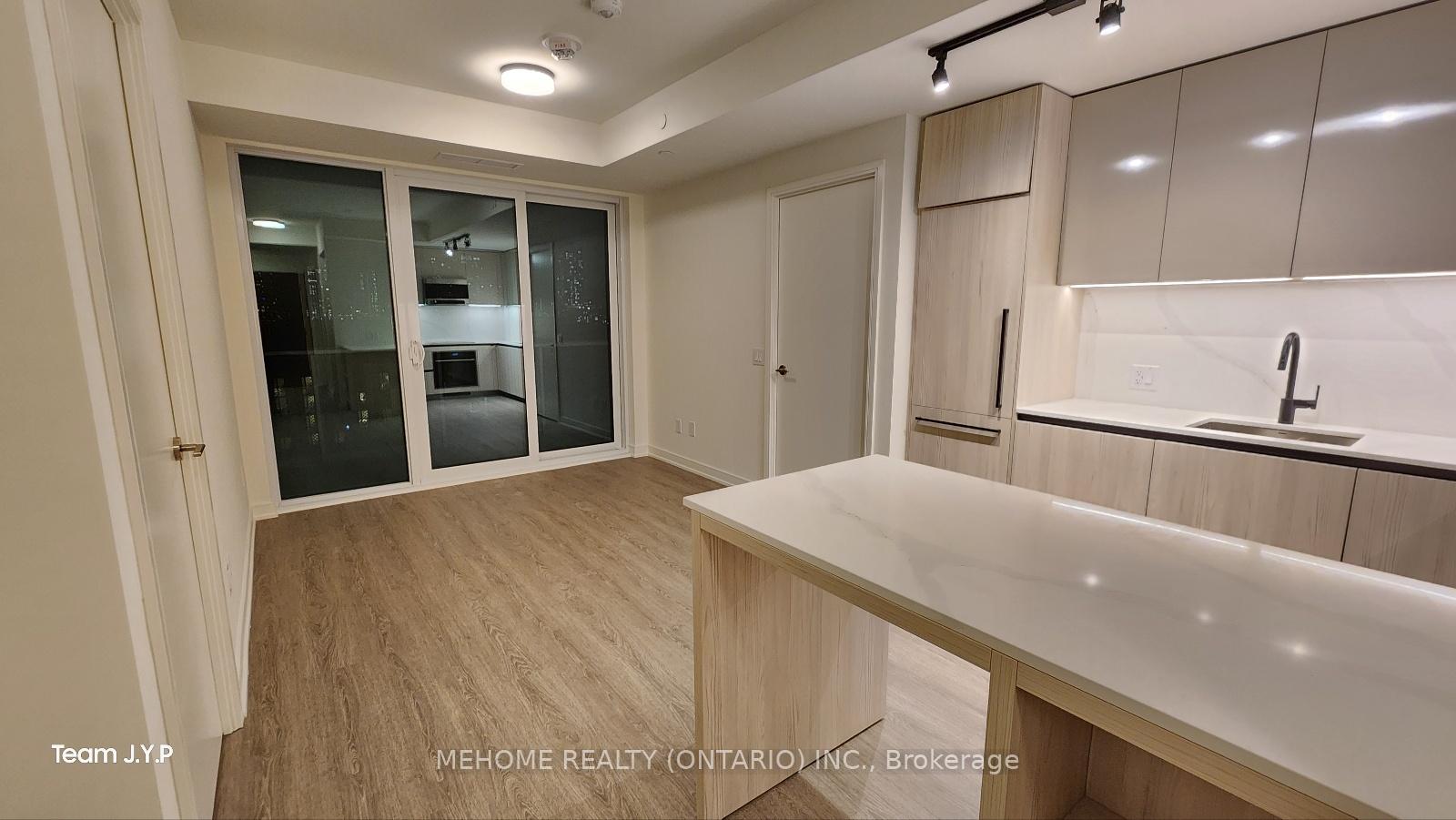 Photo 5 of Unit 1217, 425 Front Street E, Toronto, Waterfront Communities — HOMEH