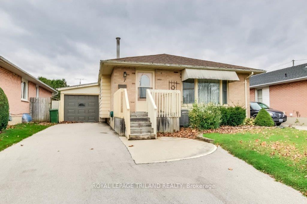 Photo 1 of 7 Ripley Lane, St. Thomas — HOMEH