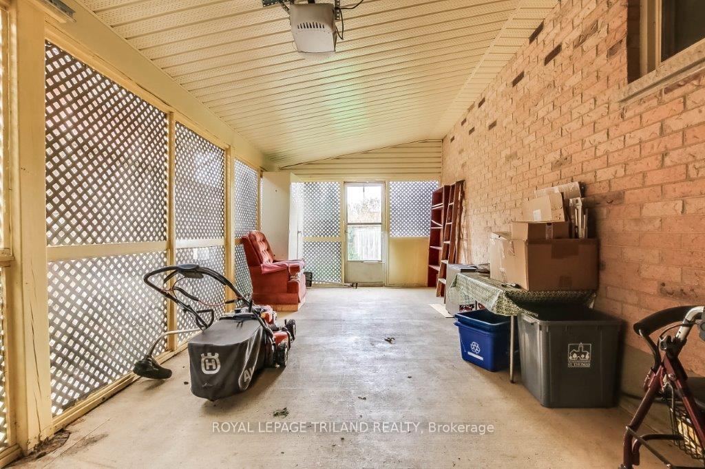 Photo 23 of 7 Ripley Lane, St. Thomas — HOMEH
