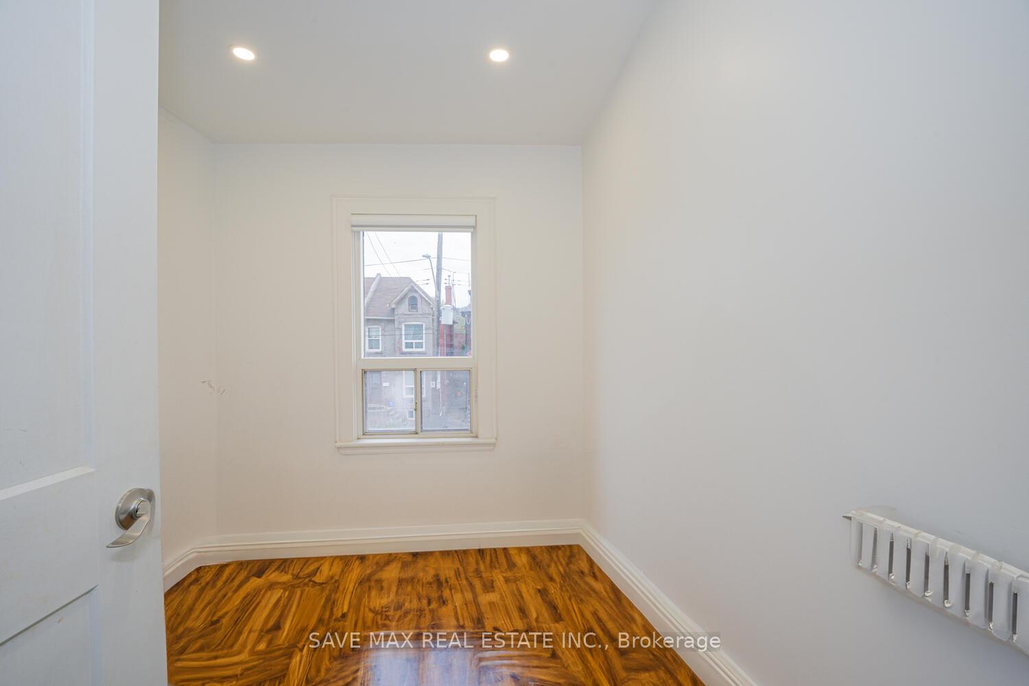 Photo 24 of 483 Cannon Street E, Hamilton, Gibson — HOMEH
