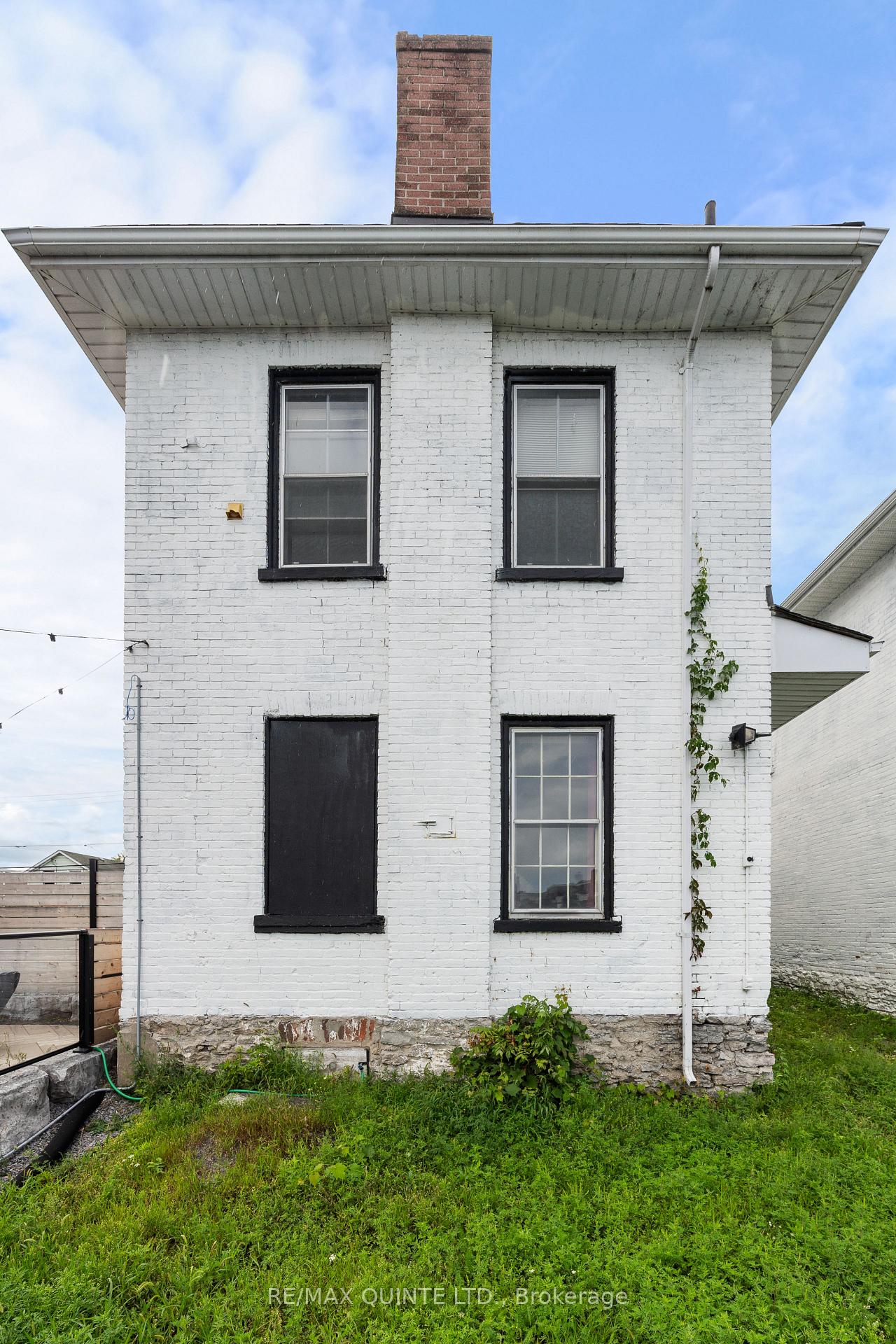 Photo 38 of 221 Coleman Street, Belleville, Belleville Ward — HOMEH