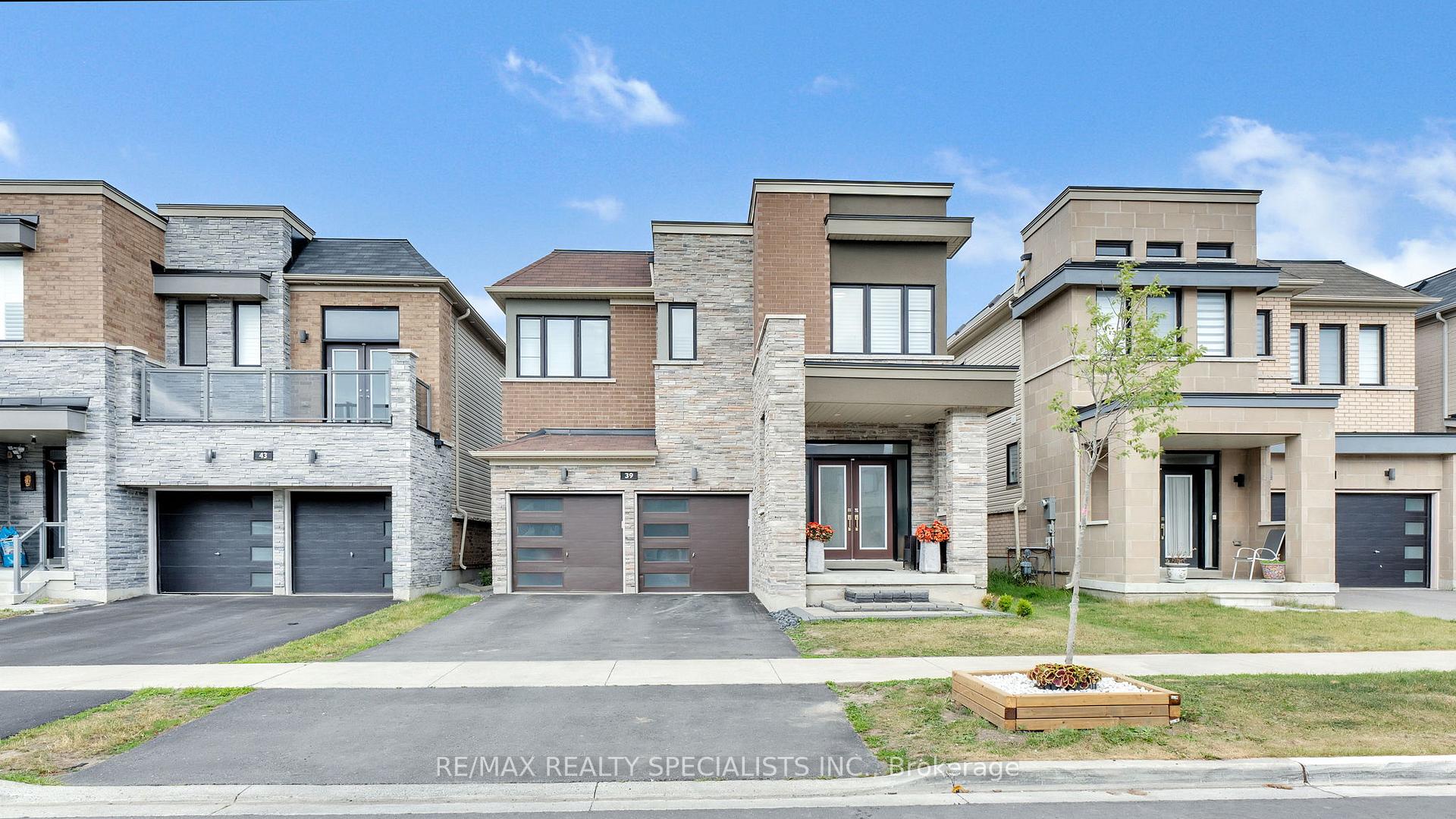 Photo 13 of 39 Larkin Lane, Clarington, Bowmanville — HOMEH