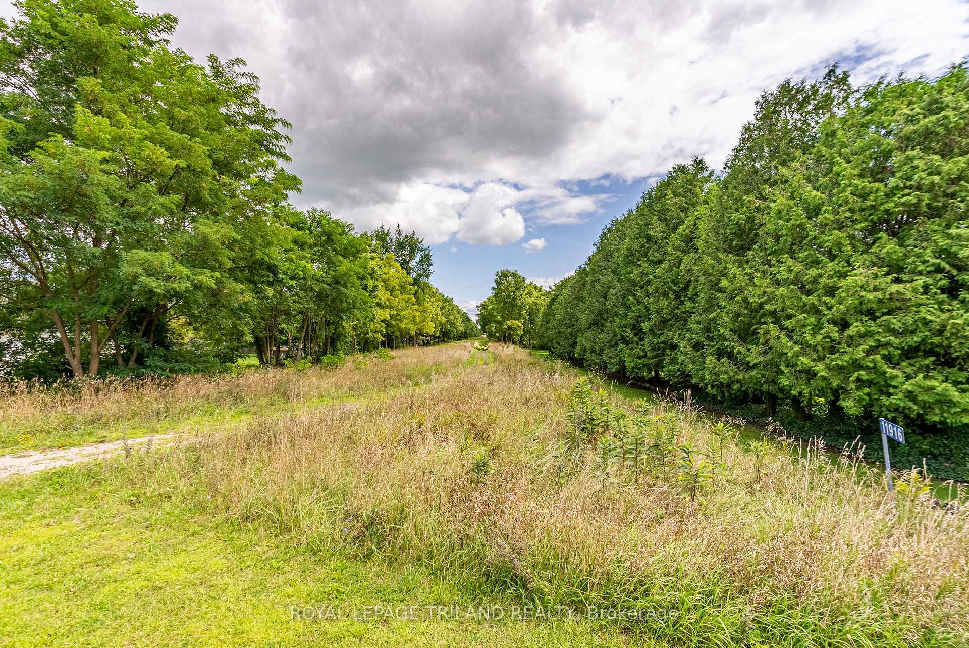 Photo 4 of 11916 Springfield Road, Malahide, Springfield — HOMEH