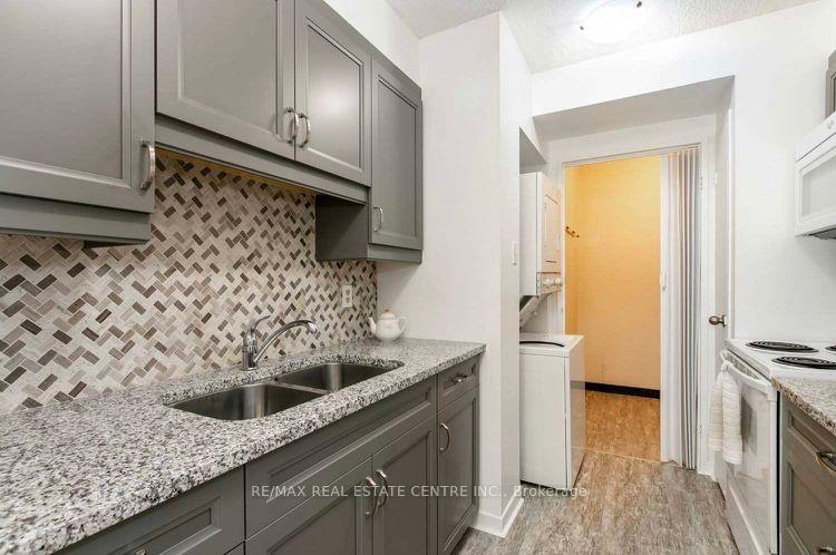 Photo 5 of Unit 301, 55 William Street E, Oshawa, O'Neill — HOMEH