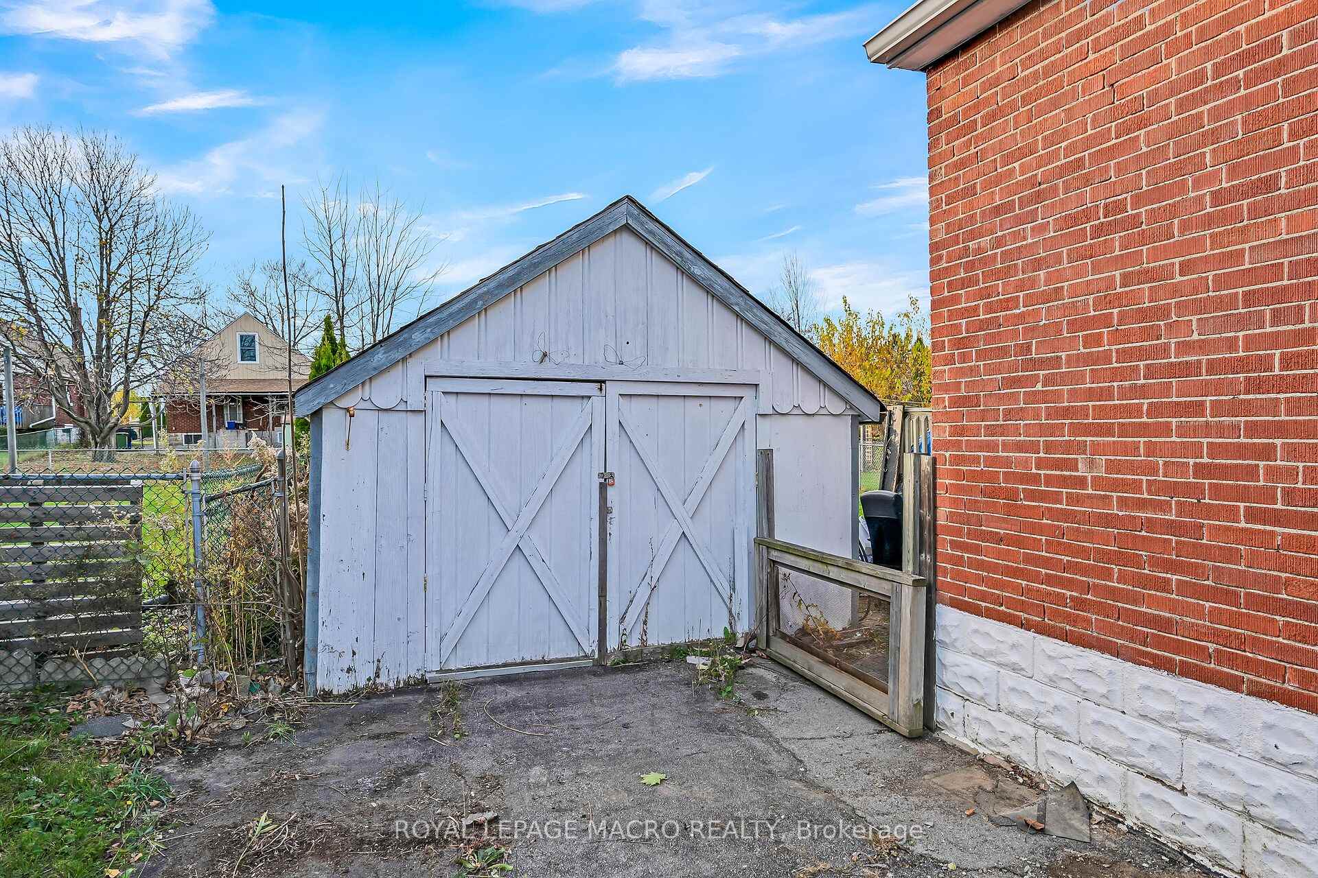 Photo 31 of 294 East 18th Street, Hamilton, Inch Park — HOMEH