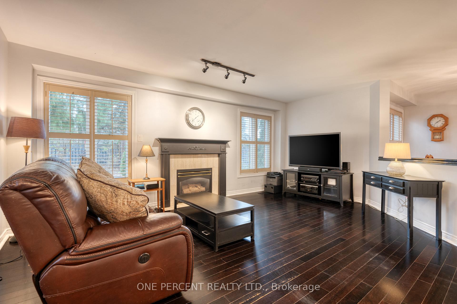 Photo 10 of 146 Kitty Murray Lane, Hamilton, Meadowlands — HOMEH
