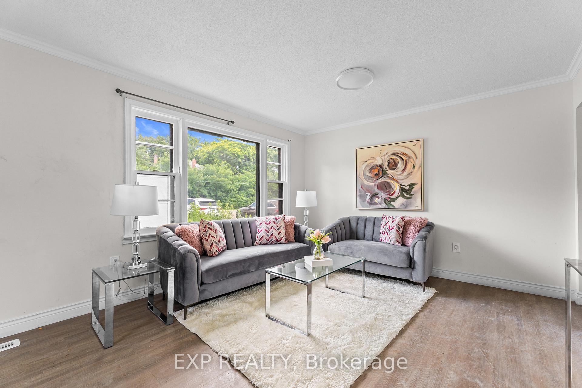 Photo 4 of 16218 Airport Road, Caledon, Caledon East — HOMEH