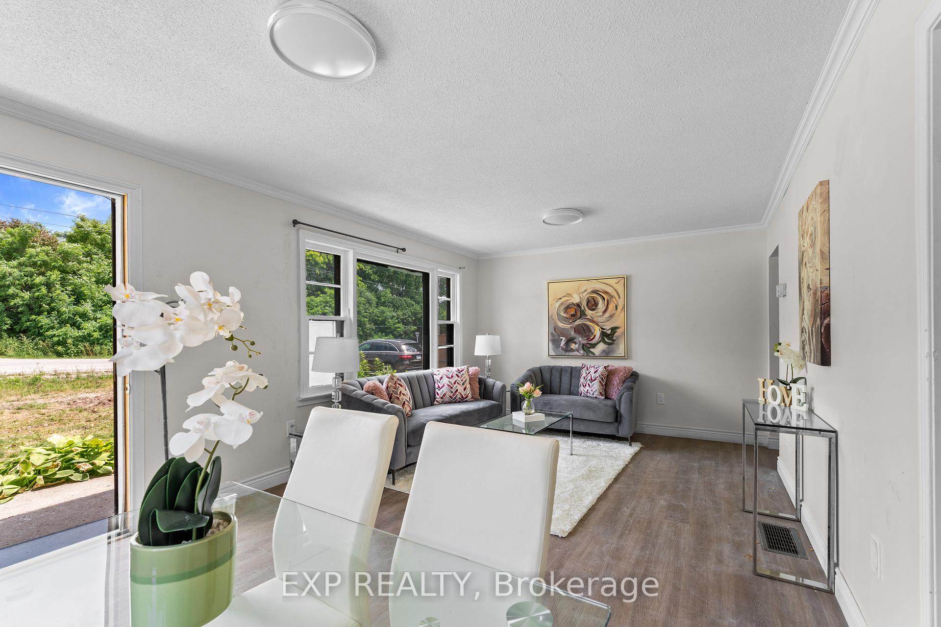 Photo 6 of 16218 Airport Road, Caledon, Caledon East — HOMEH