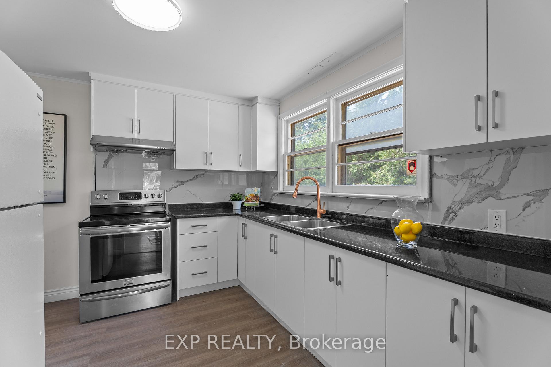 Photo 10 of 16218 Airport Road, Caledon, Caledon East — HOMEH