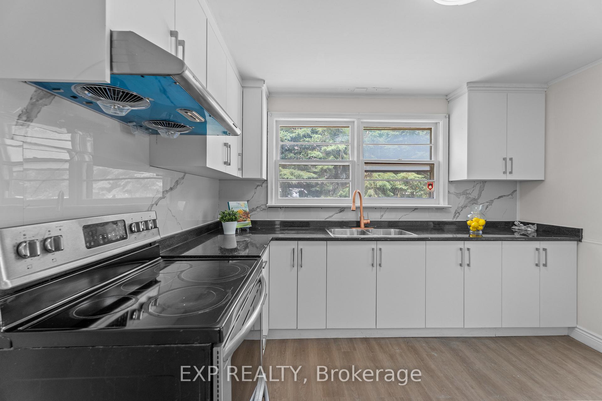 Photo 11 of 16218 Airport Road, Caledon, Caledon East — HOMEH