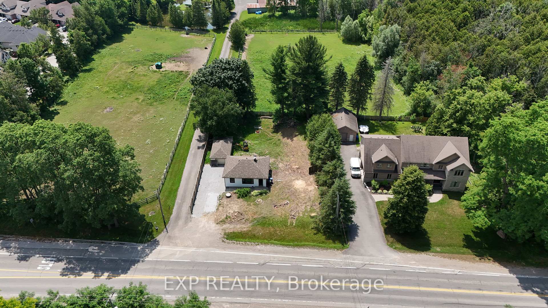 Photo 26 of 16218 Airport Road, Caledon, Caledon East — HOMEH
