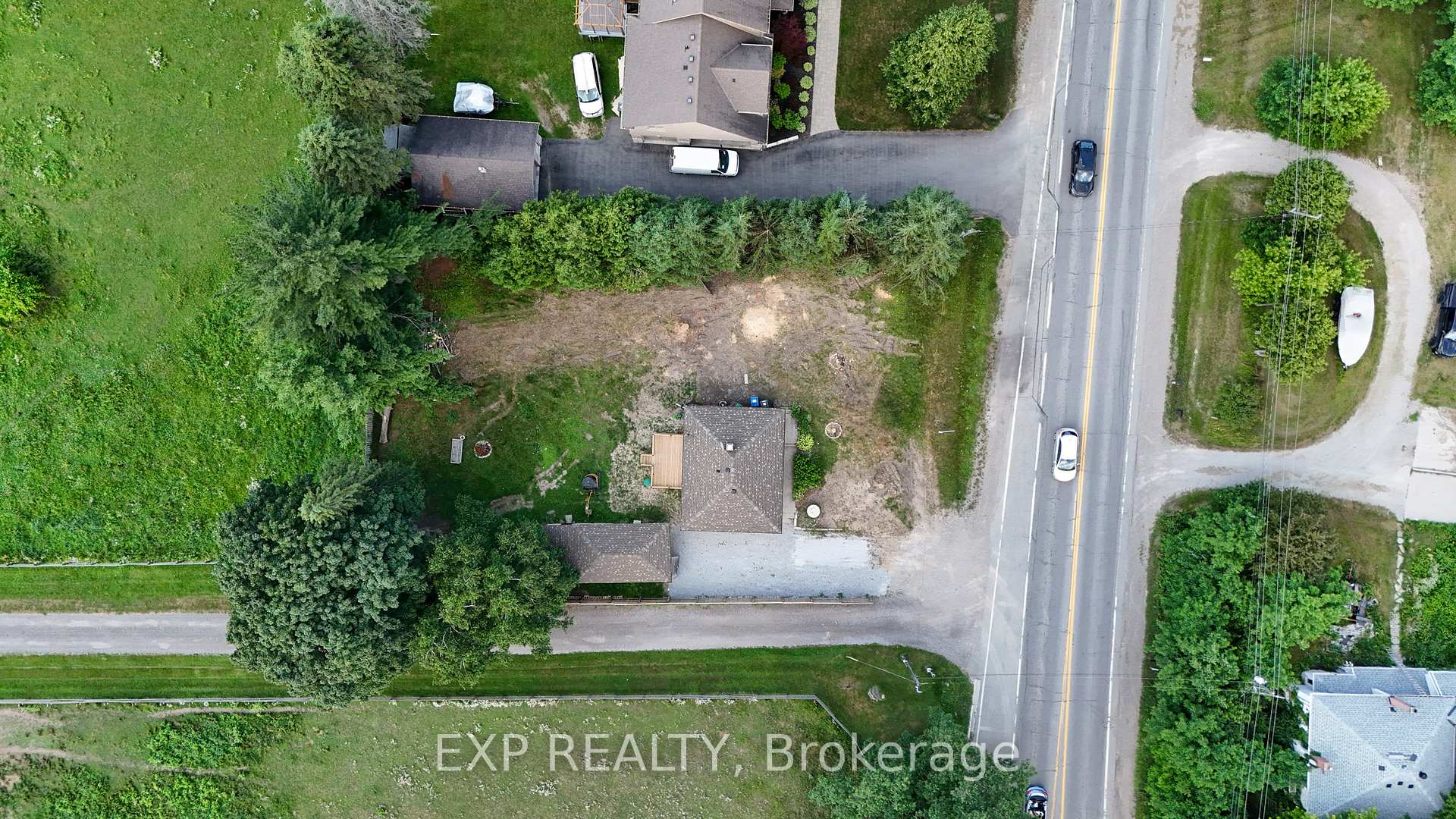 Photo 32 of 16218 Airport Road, Caledon, Caledon East — HOMEH
