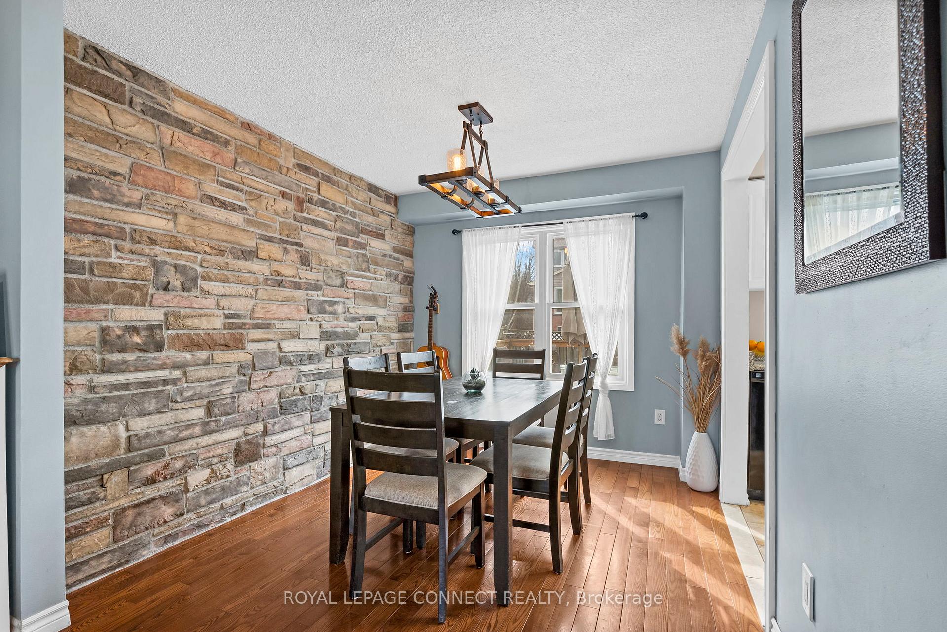 Photo 6 of 15 Patterson Crescent, Ajax, Central — HOMEH