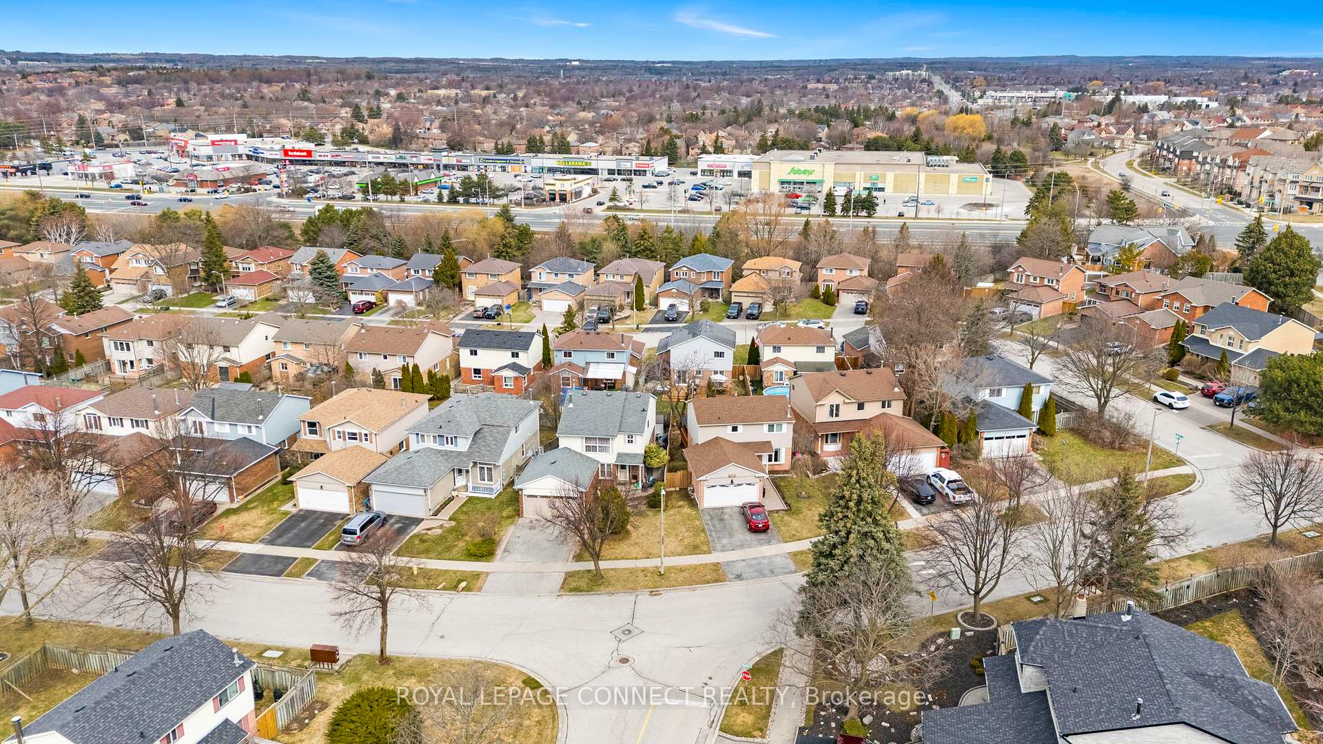 Photo 32 of 15 Patterson Crescent, Ajax, Central — HOMEH