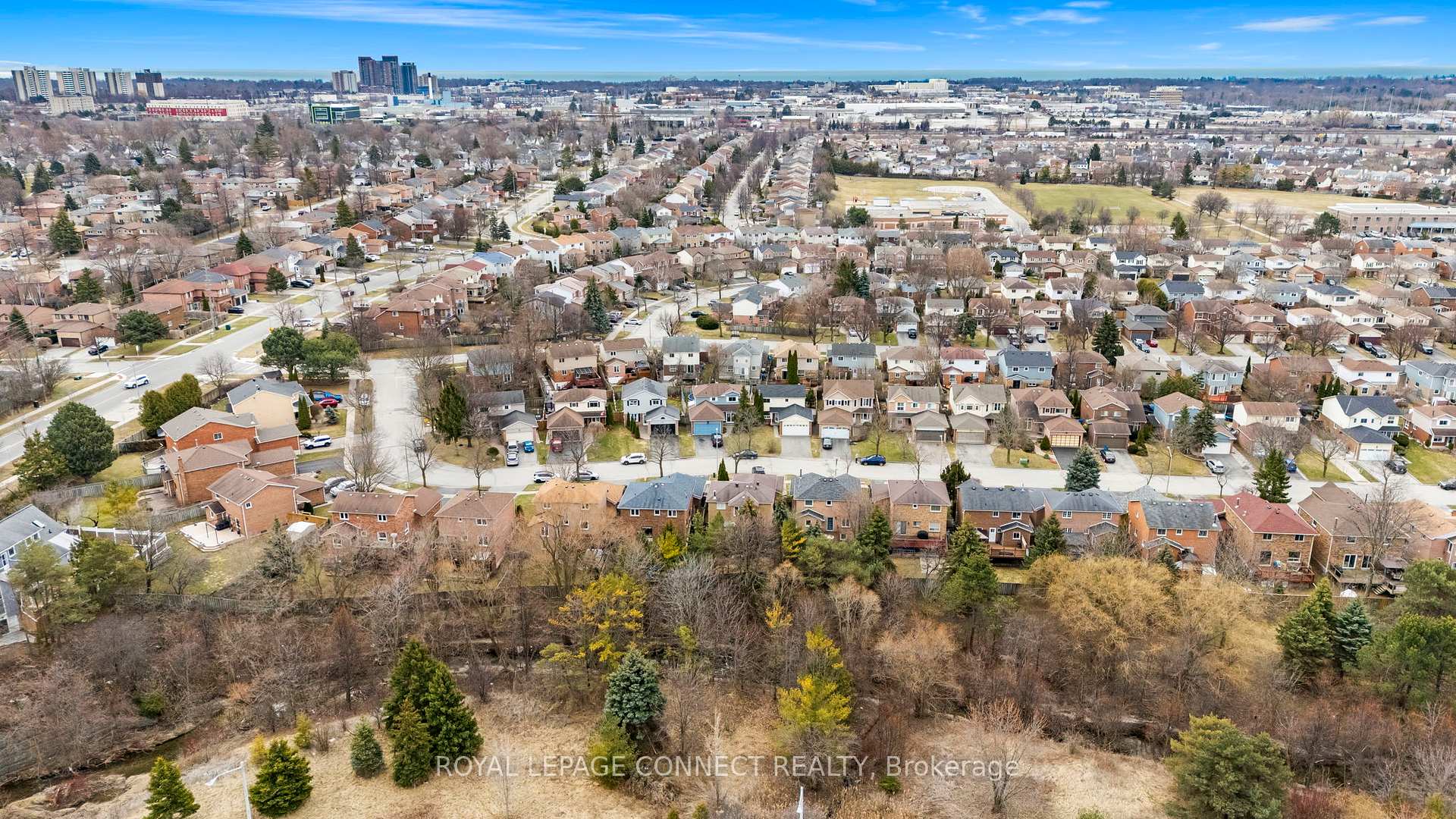 Photo 34 of 15 Patterson Crescent, Ajax, Central — HOMEH