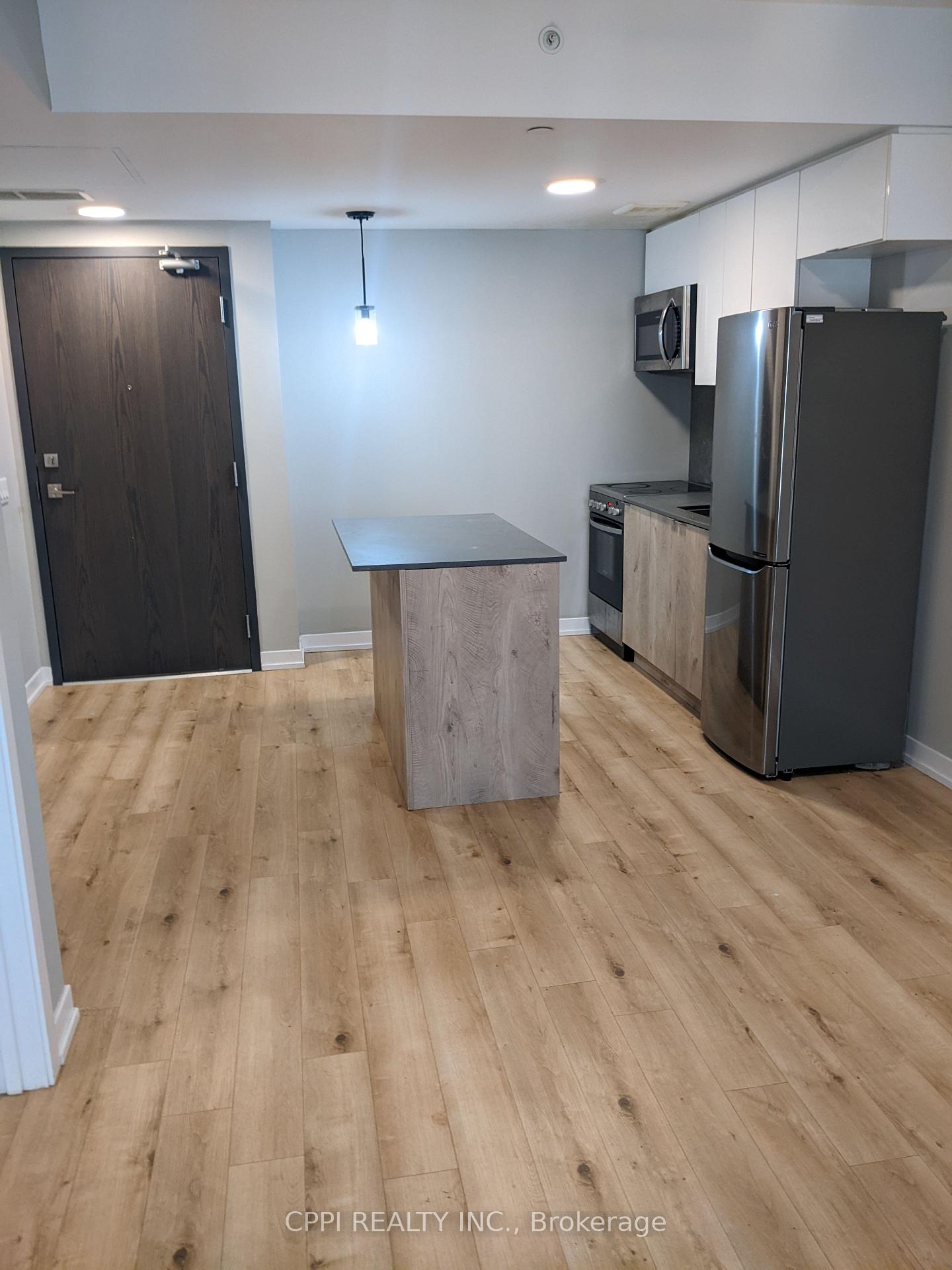 Photo 2 of Unit 503, 70 King Street E, Oshawa, Central — HOMEH