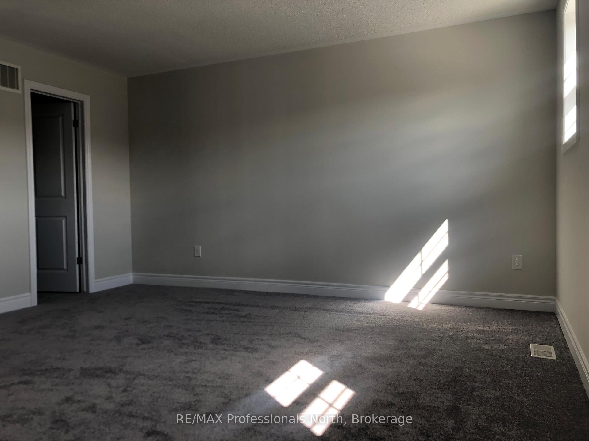 Photo 10 of 225 Wild Rose Drive, Gravenhurst, Muskoka (S) — HOMEH