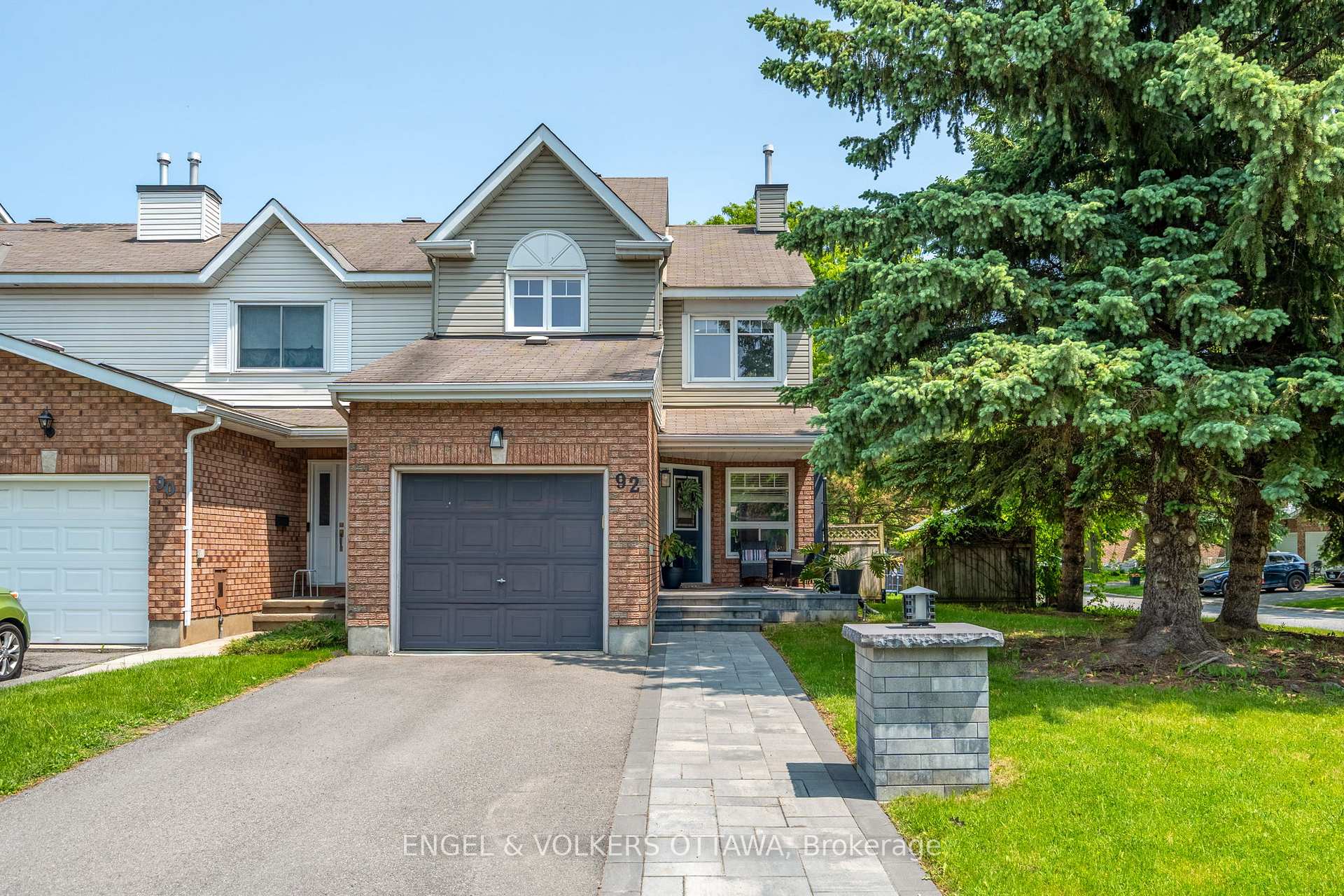 Photo 2 of 92 Markland Crescent, Ottawa, Barrhaven East — HOMEH