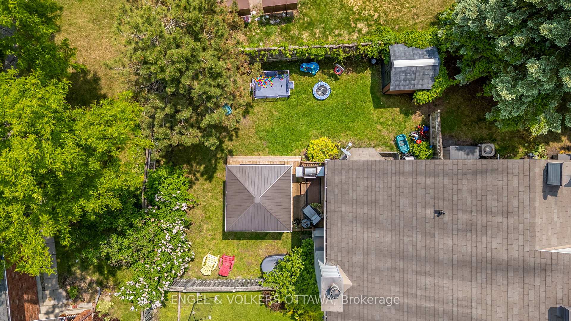 Photo 5 of 92 Markland Crescent, Ottawa, Barrhaven East — HOMEH
