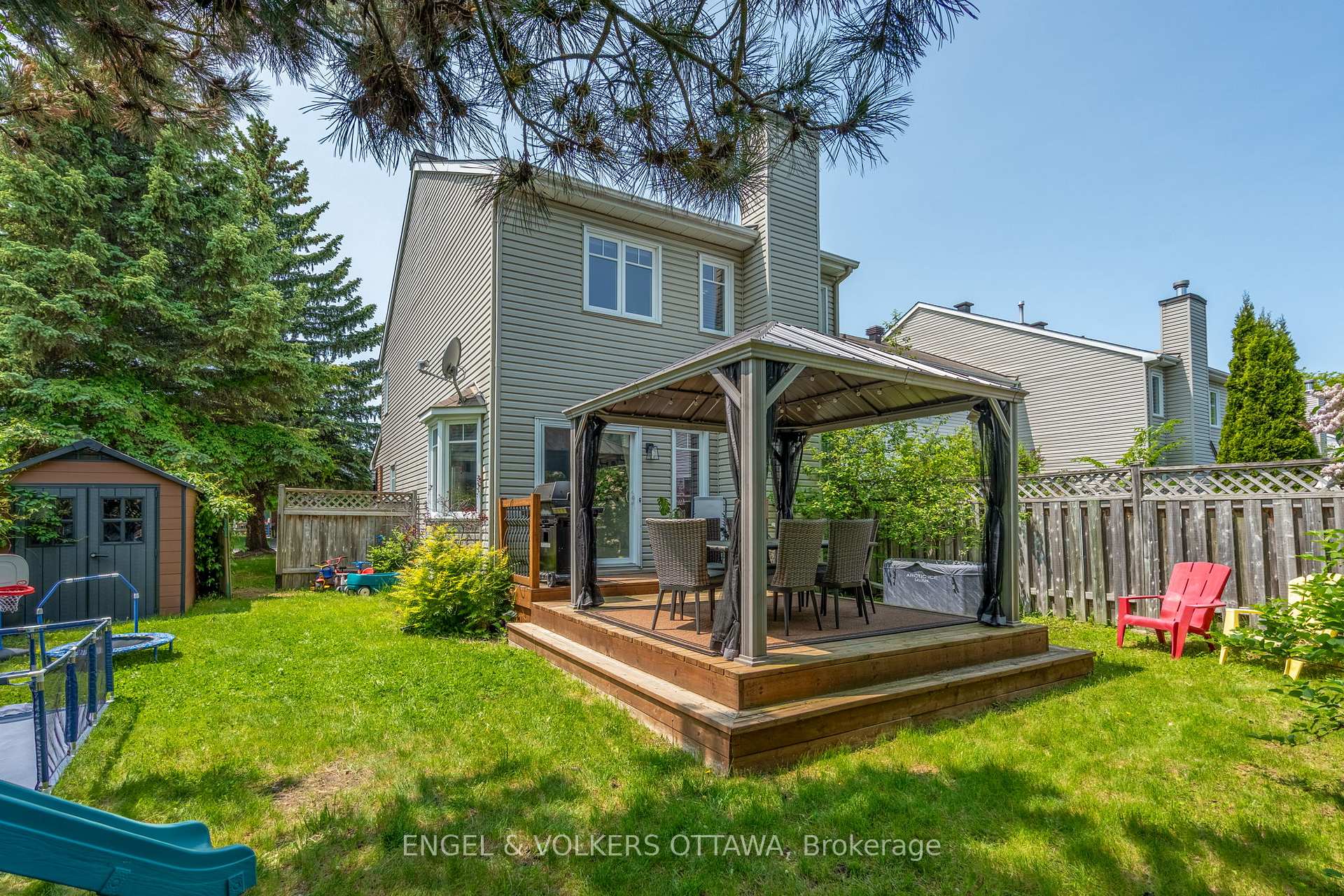 Photo 6 of 92 Markland Crescent, Ottawa, Barrhaven East — HOMEH