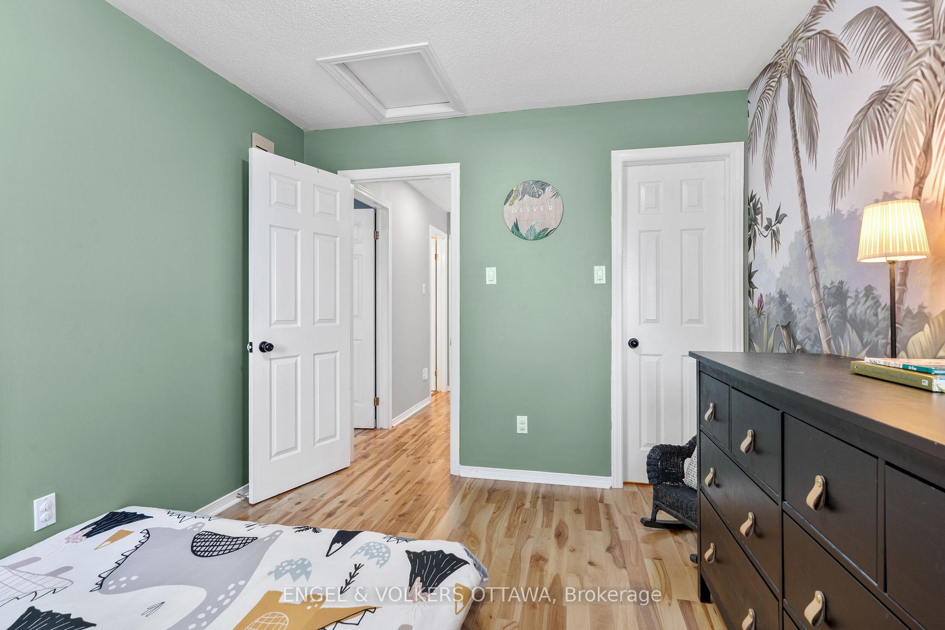 Photo 30 of 92 Markland Crescent, Ottawa, Barrhaven East — HOMEH