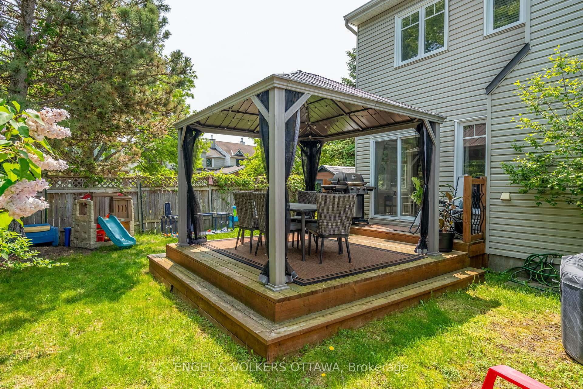 Photo 40 of 92 Markland Crescent, Ottawa, Barrhaven East — HOMEH