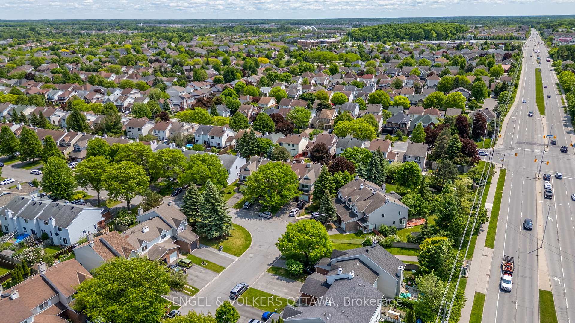 Photo 44 of 92 Markland Crescent, Ottawa, Barrhaven East — HOMEH
