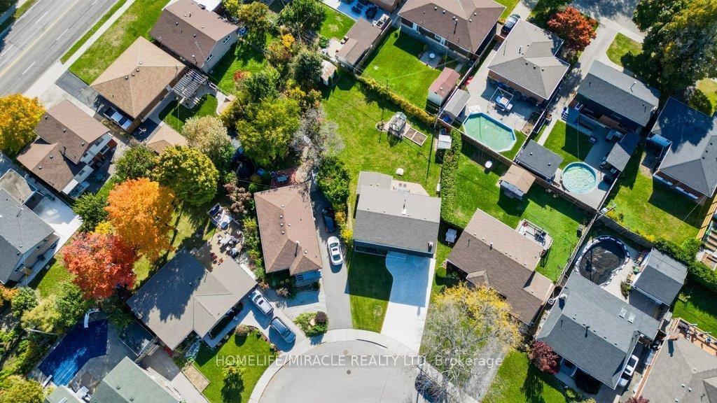 Photo 6 of 117 Loyalist Drive, Hamilton, Corman — HOMEH