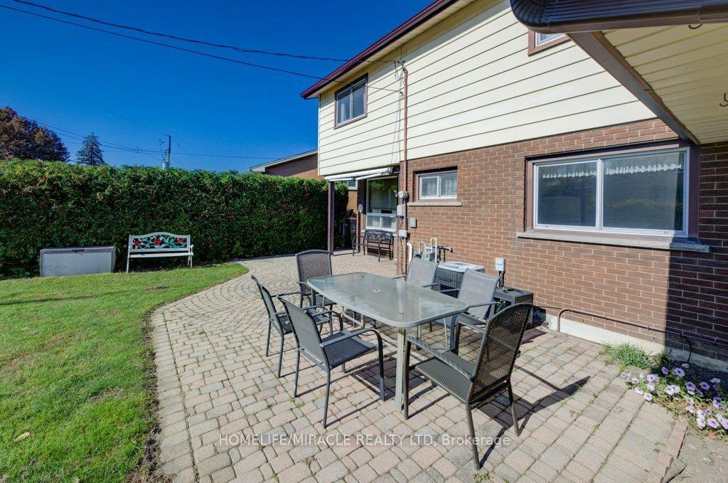 Photo 7 of 117 Loyalist Drive, Hamilton, Corman — HOMEH