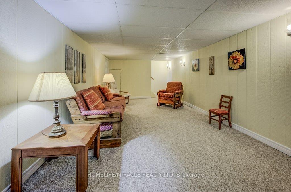 Photo 15 of 117 Loyalist Drive, Hamilton, Corman — HOMEH