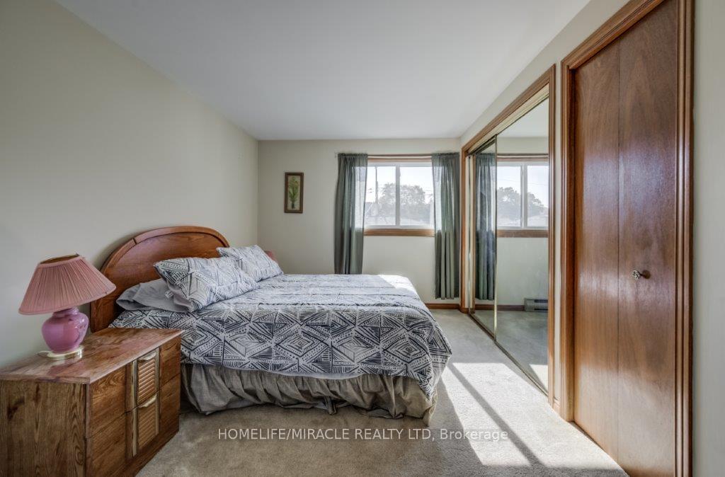 Photo 23 of 117 Loyalist Drive, Hamilton, Corman — HOMEH