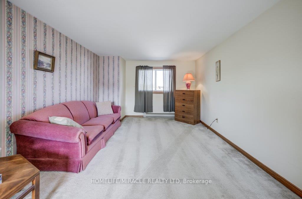 Photo 25 of 117 Loyalist Drive, Hamilton, Corman — HOMEH