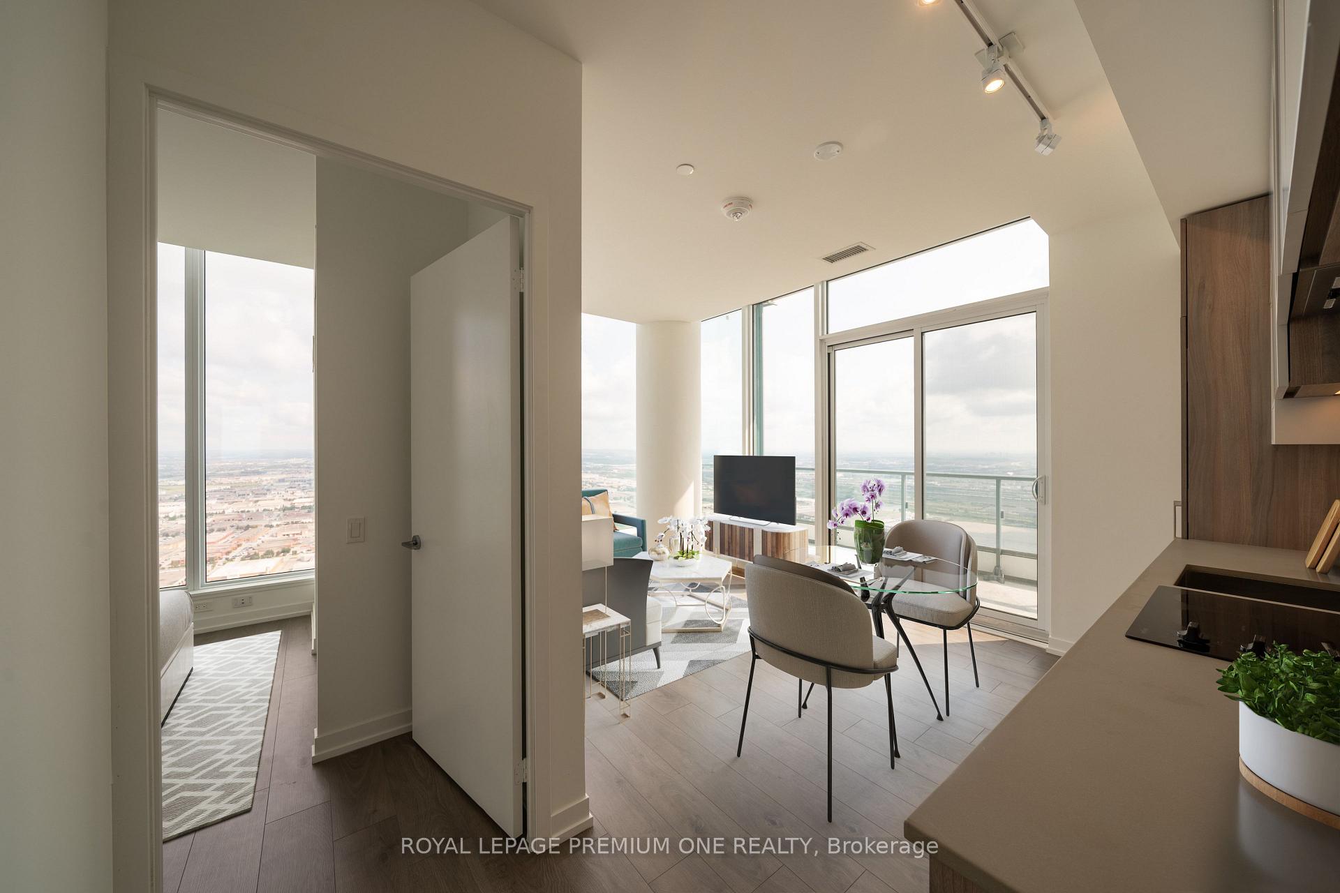 Photo 19 of Unit Ph02, 950 Portage Parkway, Vaughan, Vaughan Corporate Centre — HOMEH