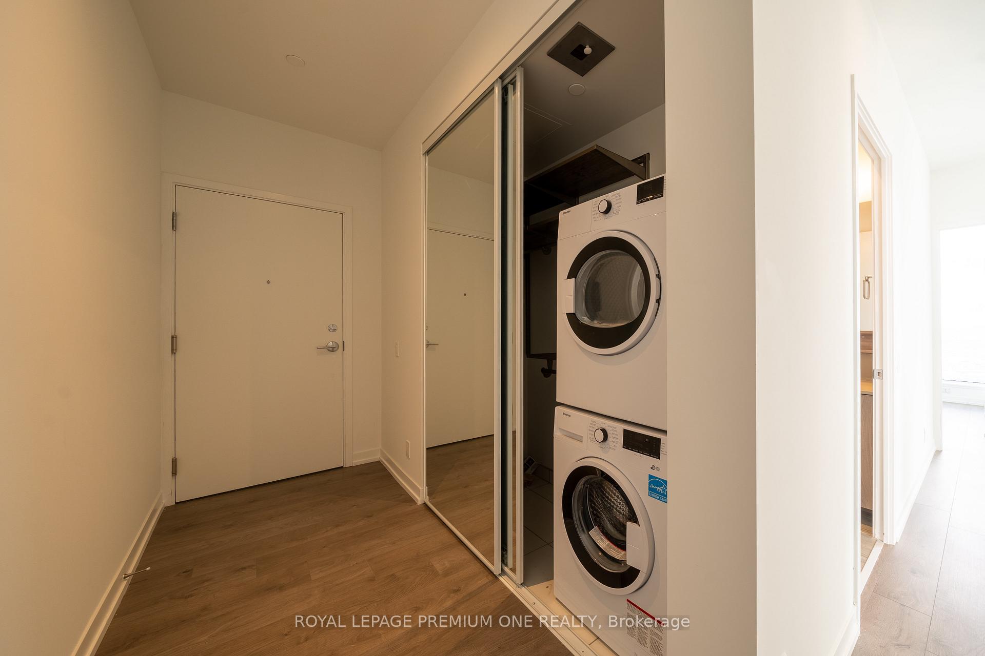 Photo 14 of Unit Ph02, 950 Portage Parkway, Vaughan, Vaughan Corporate Centre — HOMEH