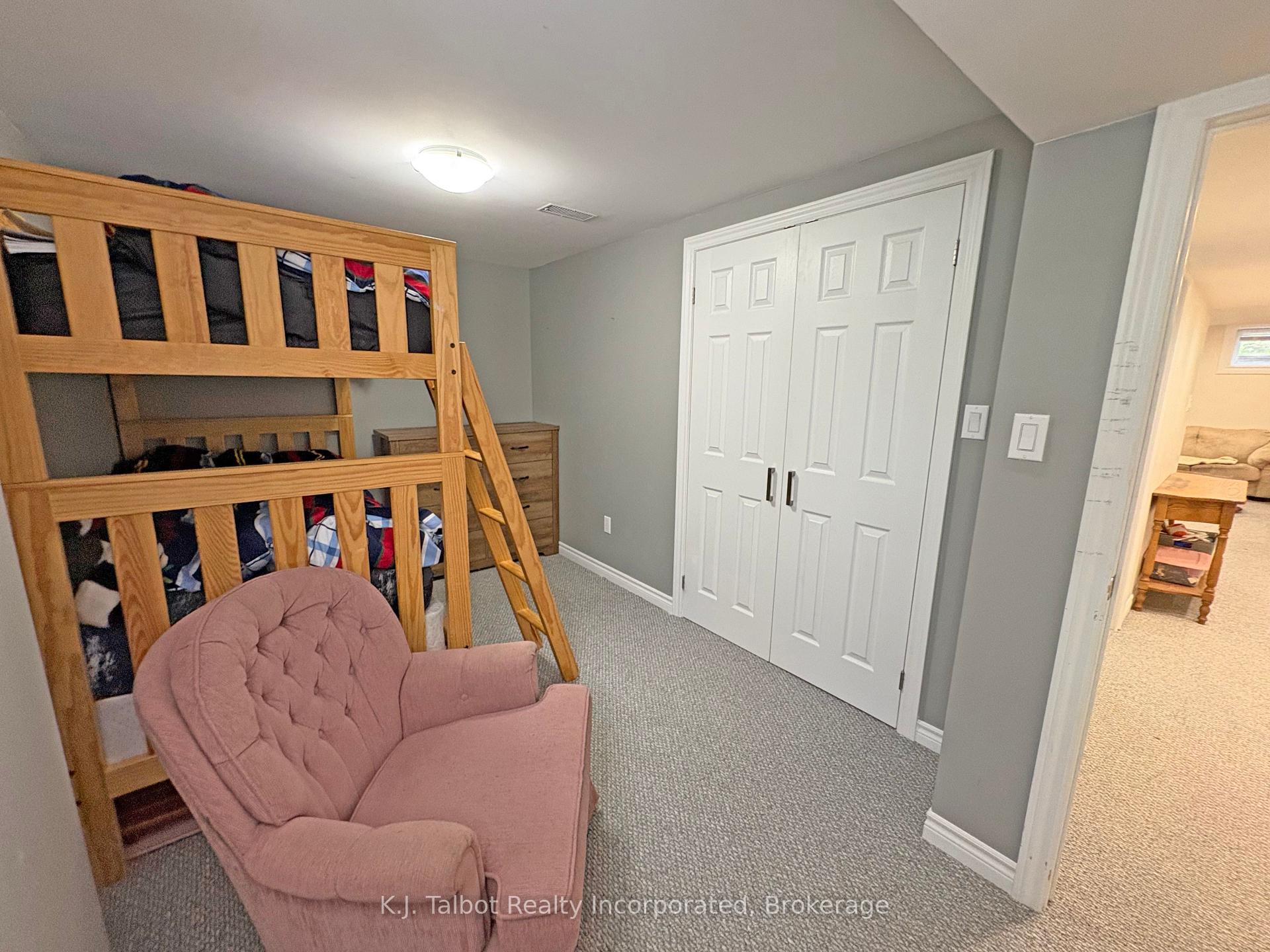 Photo 21 of 35 Napier Street, Goderich, Goderich (Town) — HOMEH