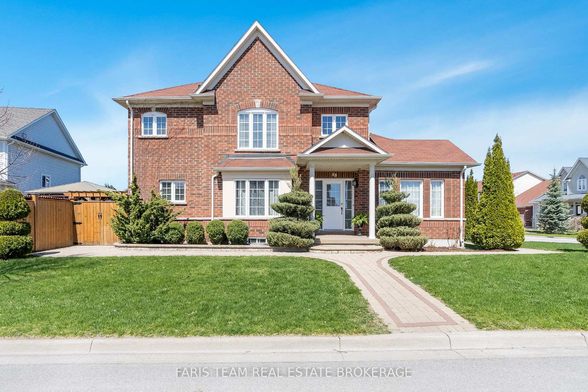 Photo 2 of 58 Counsellor Terrace, Barrie, Innis-Shore — HOMEH