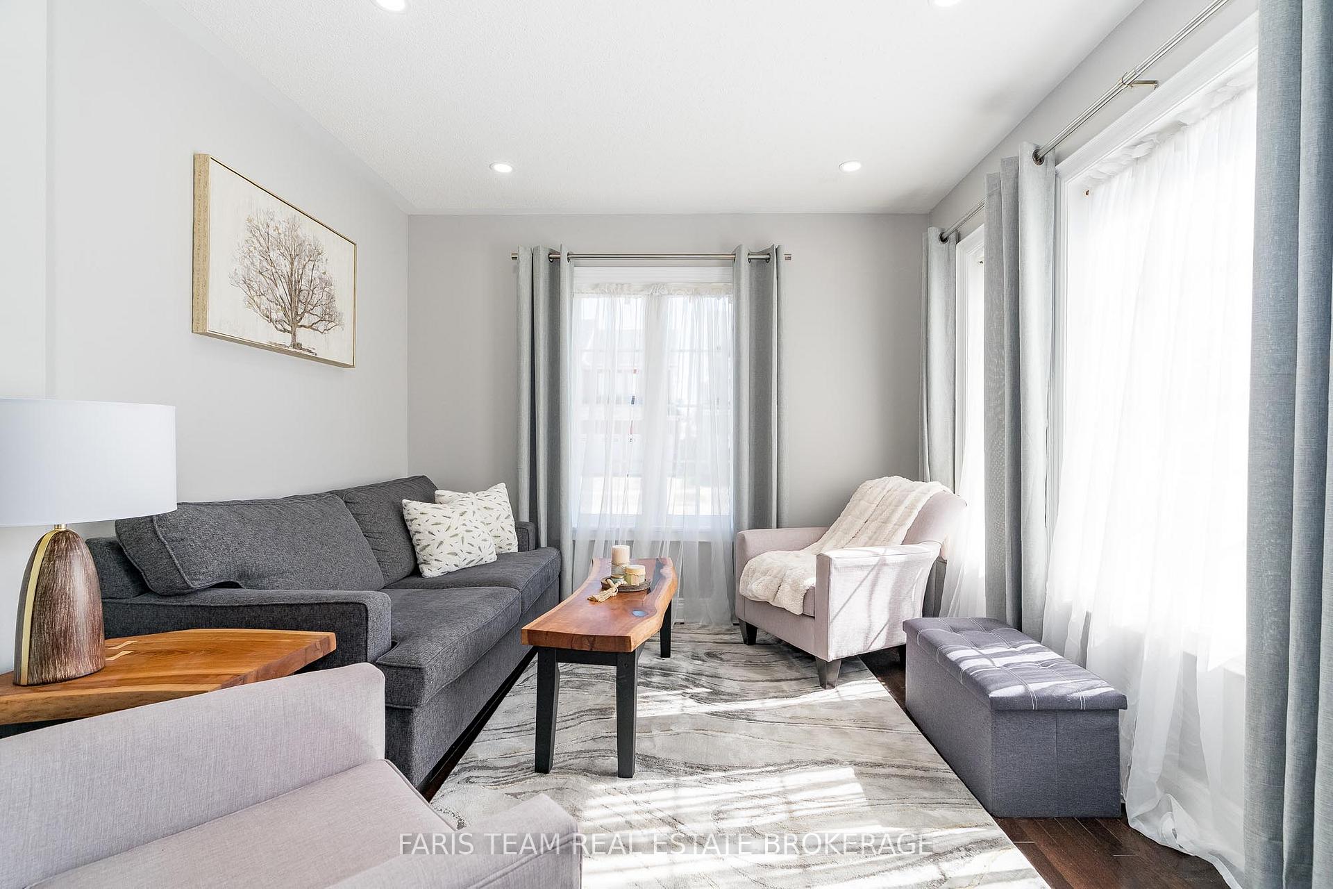 Photo 12 of 58 Counsellor Terrace, Barrie, Innis-Shore — HOMEH