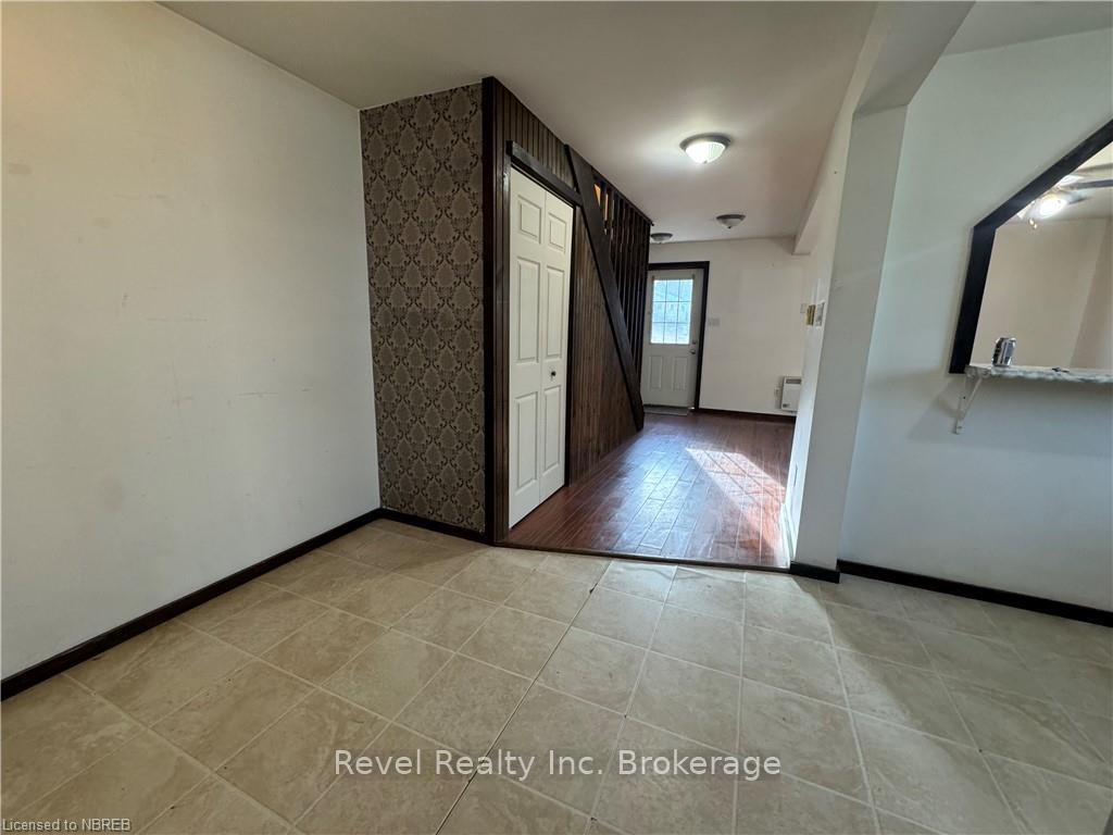 Photo 4 of 321 Hurdman Street, Mattawa — HOMEH