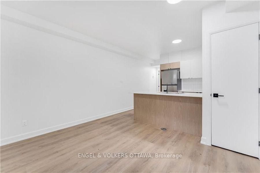Photo 2 of Unit 1, 4 Monk Street, Ottawa, Glebe — HOMEH