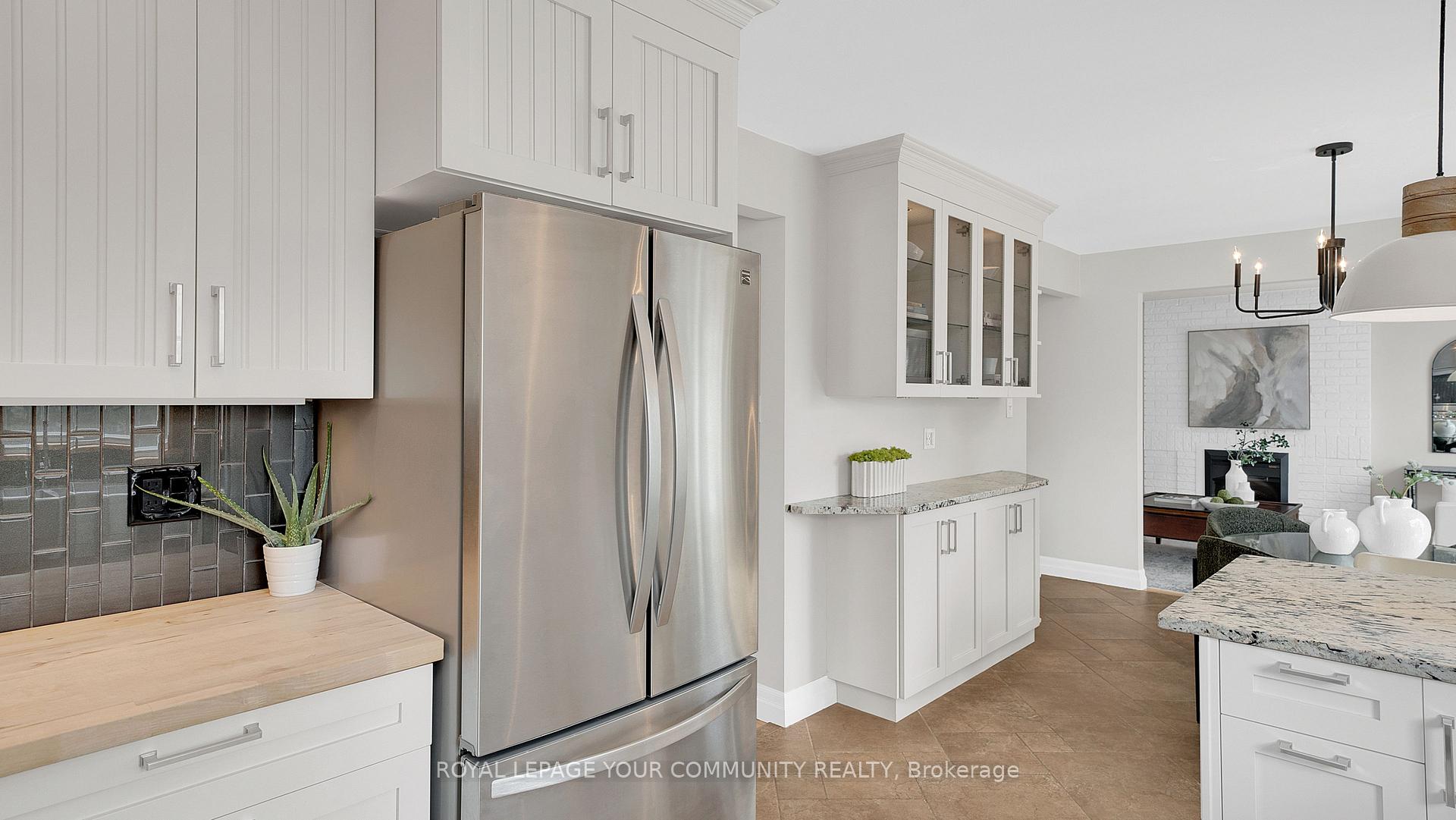 Photo 11 of 203 Orchard Hts Boulevard, Aurora, Aurora Heights — HOMEH