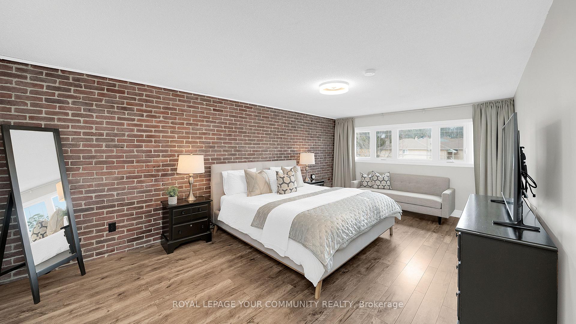 Photo 19 of 203 Orchard Hts Boulevard, Aurora, Aurora Heights — HOMEH