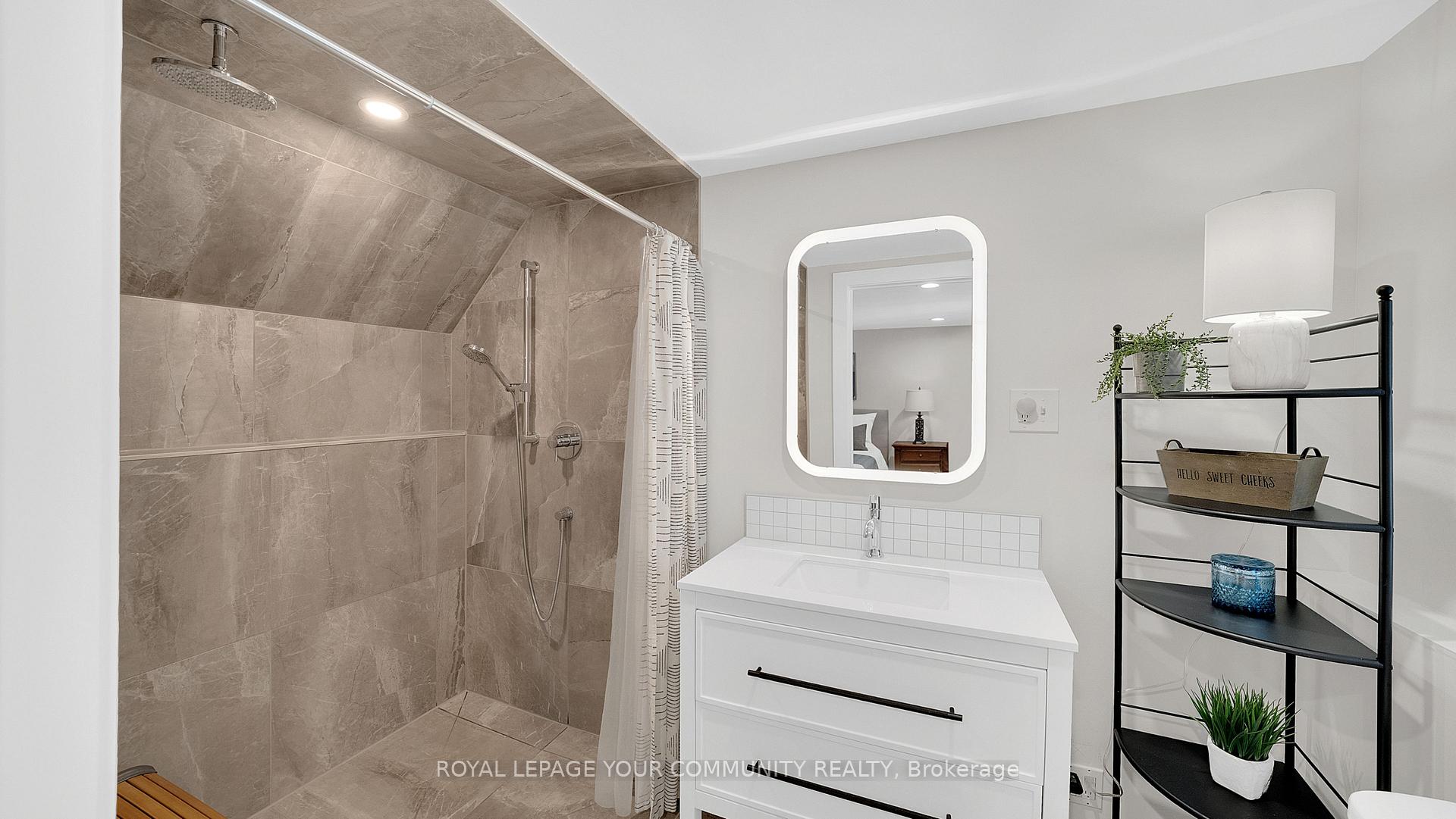 Photo 31 of 203 Orchard Hts Boulevard, Aurora, Aurora Heights — HOMEH