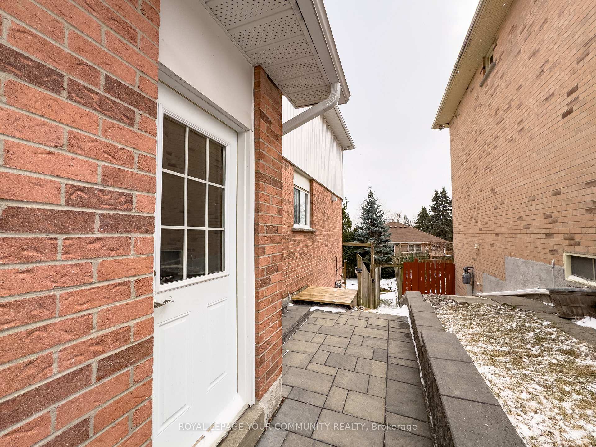 Photo 35 of 203 Orchard Hts Boulevard, Aurora, Aurora Heights — HOMEH