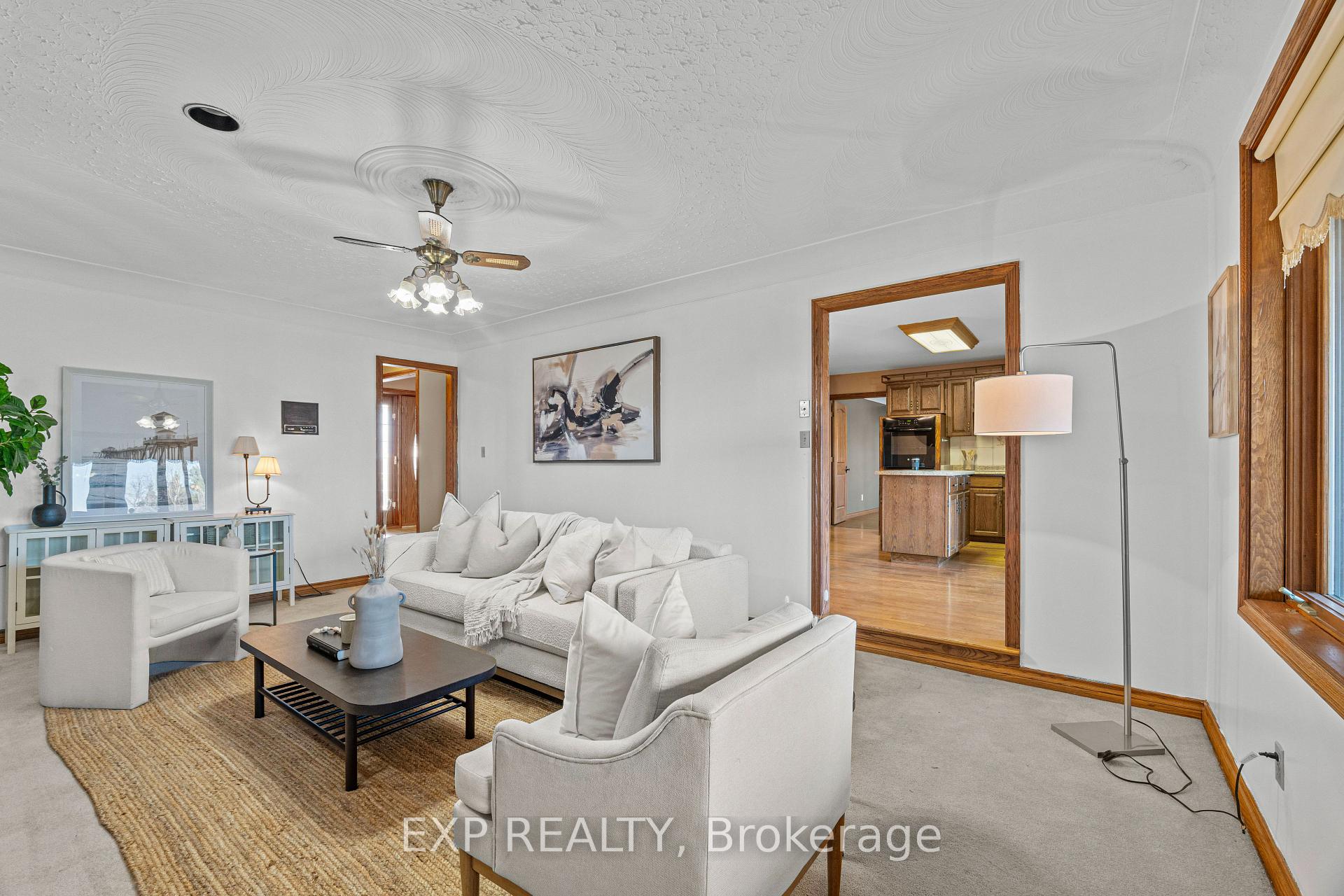 Photo 6 of 87 Third Road E, Hamilton, Stoney Creek — HOMEH