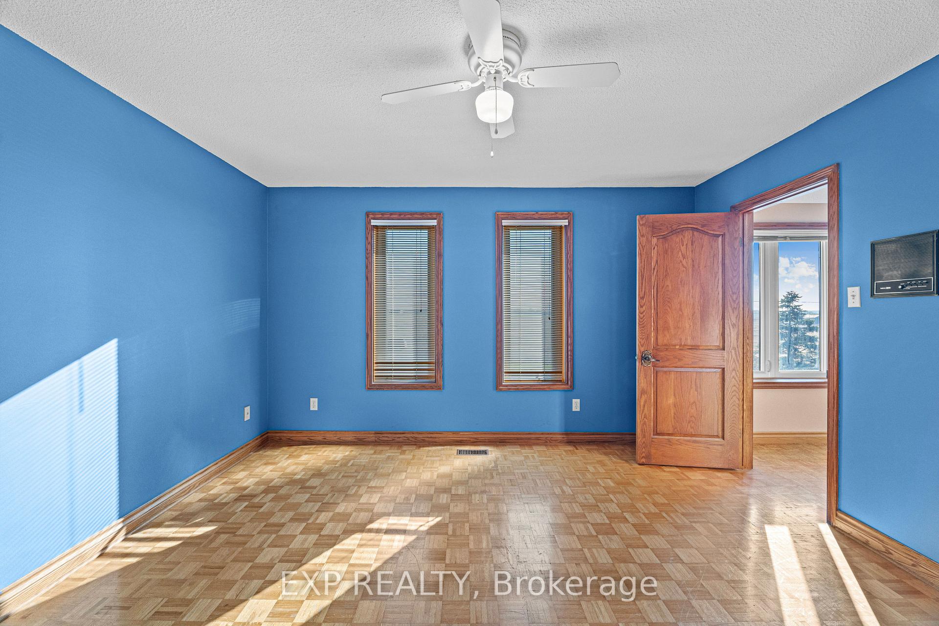 Photo 19 of 87 Third Road E, Hamilton, Stoney Creek — HOMEH