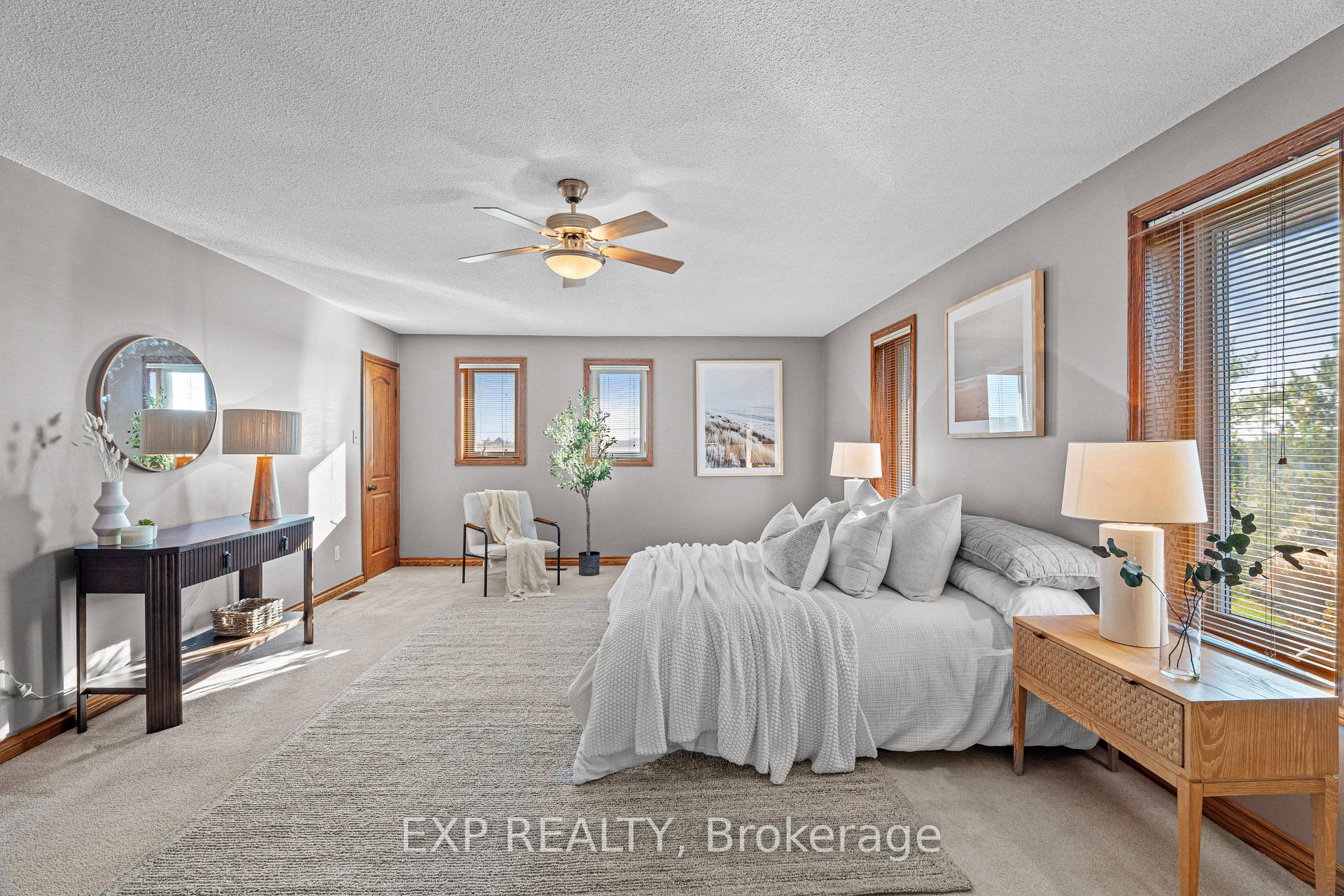 Photo 25 of 87 Third Road E, Hamilton, Stoney Creek — HOMEH