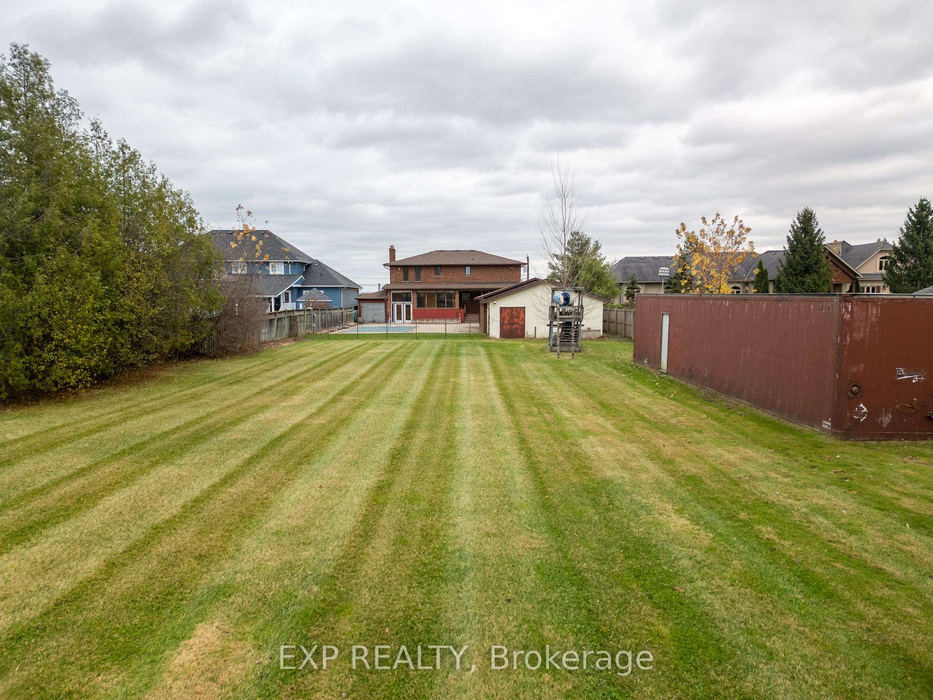 Photo 39 of 87 Third Road E, Hamilton, Stoney Creek — HOMEH