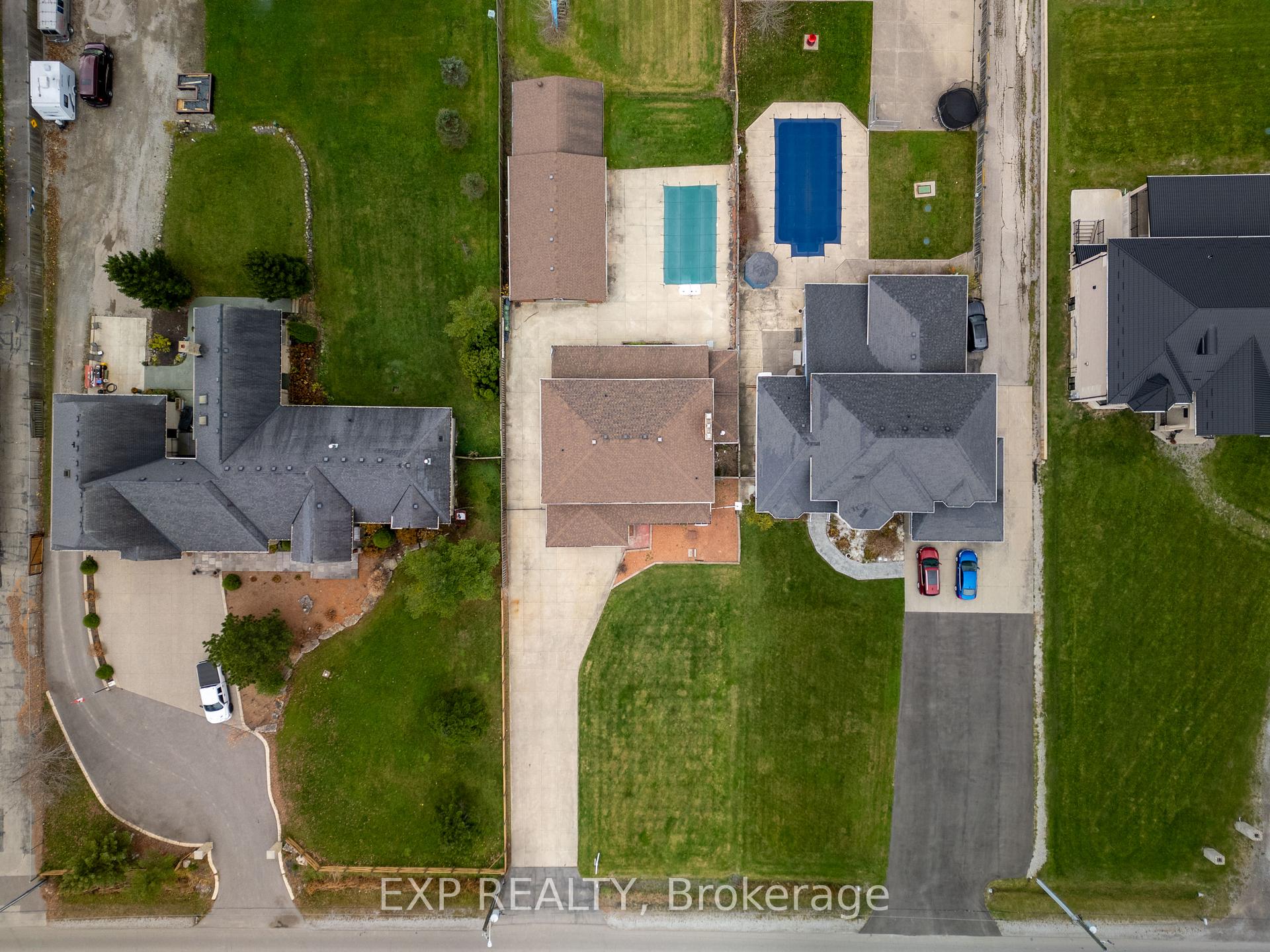 Photo 40 of 87 Third Road E, Hamilton, Stoney Creek — HOMEH